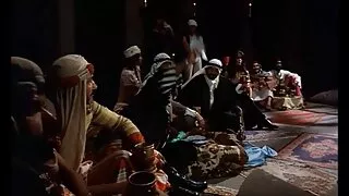 லூனா கோரசன் ஒரு பிரிட்டிஷ் தமிழ் அம்மா செக்ஸ் சேவலுடன் ஆதிக்கம் செலுத்துகிறார்.