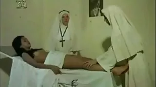காதலனுடன் சேனல் கிரே ஃபக்ஸ். தமது